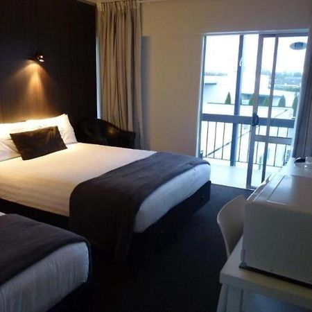 The Riccarton Hotel Christchurch Dış mekan fotoğraf