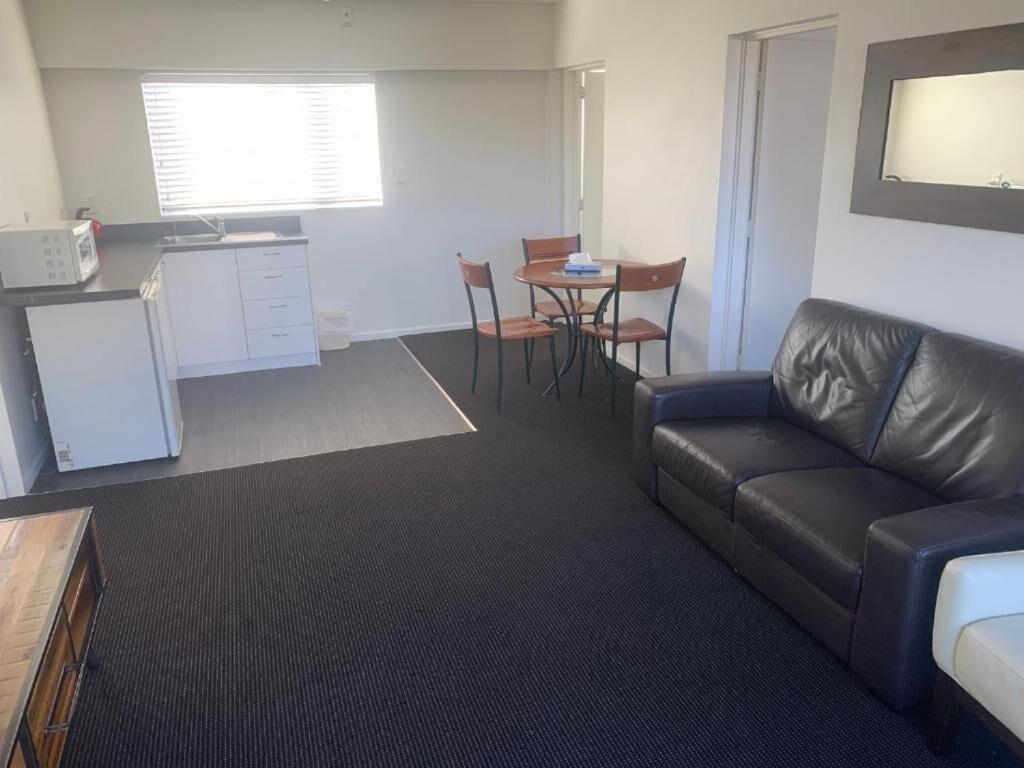 The Riccarton Hotel Christchurch Dış mekan fotoğraf